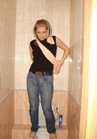 Необычные позы сексуальной девушки 20 фото