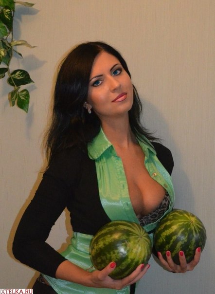 Бабы фиксируют свои голые тела на камеру 8 фотография